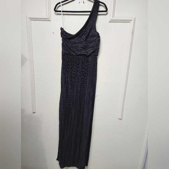 Lulus Poised Performance Black Plisse One-Shoulder Maxi Dress XL Wedding Party - Picture 8 of 9